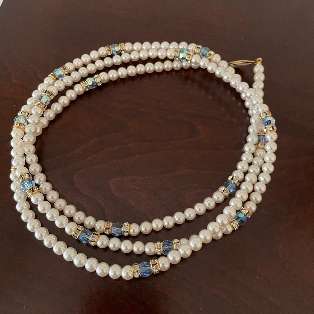 Swarovski pearl and light blue ab crystal necklace - Picture 8 of 8